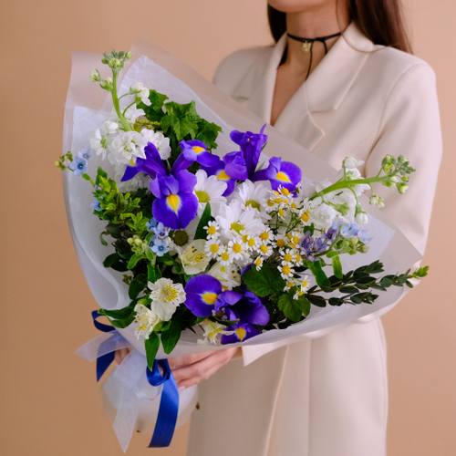 Купить Нежный полевой букет с ромашками #968