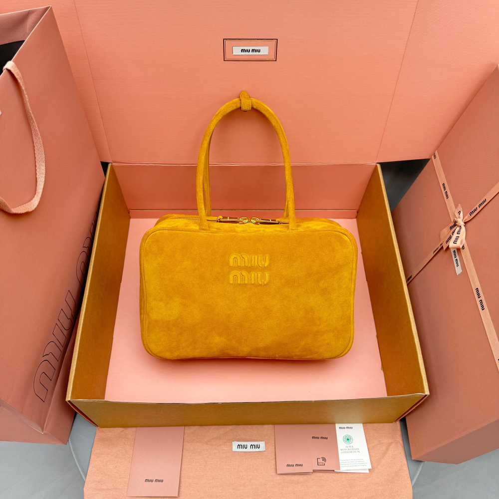 Miu Miu Beau Large Bag 34 cm