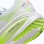 Кроссовки для бега Nike Vomero 18 white/volt/barely volt/black