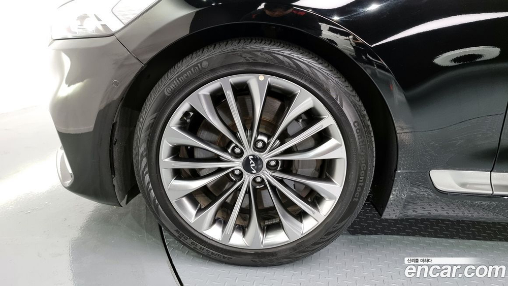 Kia The New K9 (Quoris/K900) 2 Generation 3.3 T-GDI AWD (01.2022)