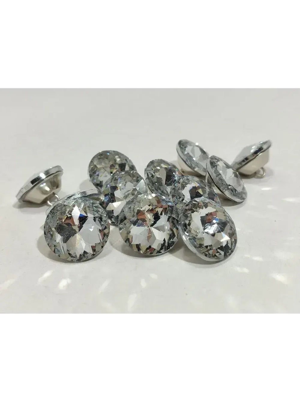 Стразы пришивные для мебели и диванов