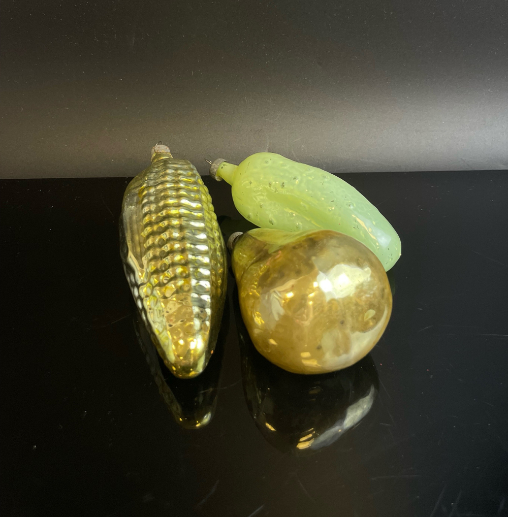 Ёлочные игрушки набор из 3 штук разные (груша, кукуруза, огурец), стекло, подвесные, винтаж СССР 1960-1980 гг