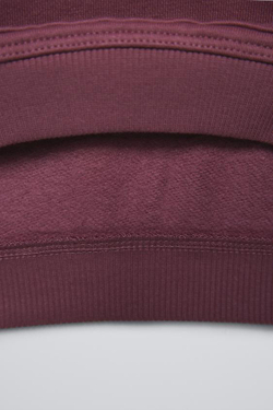 ZARA КОМПЛЕКТ ИЗ ДЖОГГЕРОВ И ТОЛСТОВКИ С ВЫШИВКОЙ, ТЕМНО-РОЗОВЫЙ