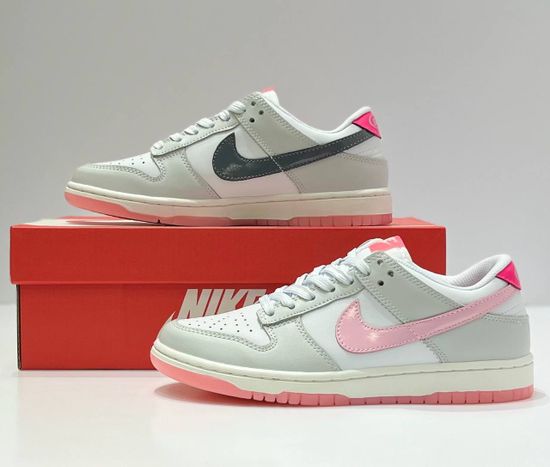 Кроссовки Nike SB Dunk Low 520 "Pack Pink"