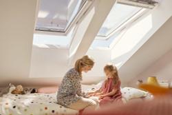 Мансардные окна VELUX Классика WhiteLine