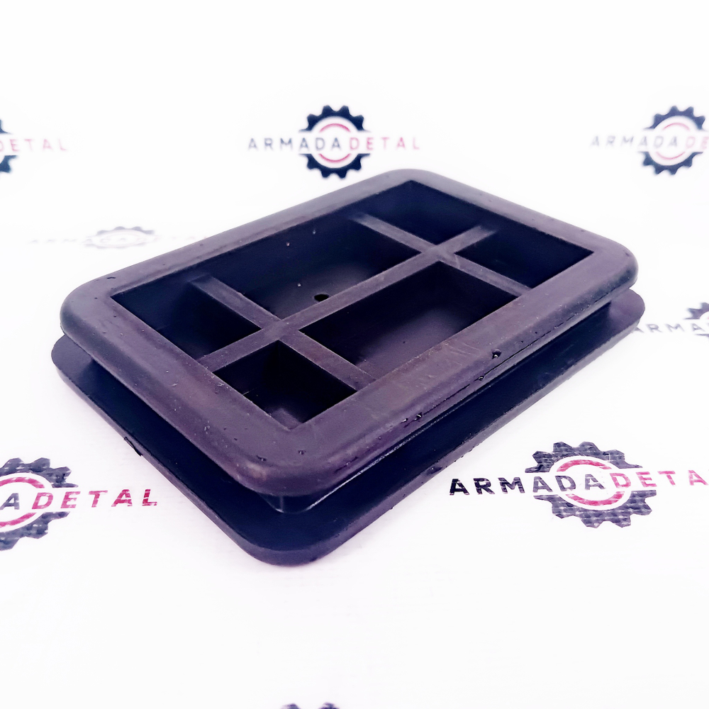 Заглушка картера маховика | 445/13703 | Аналог