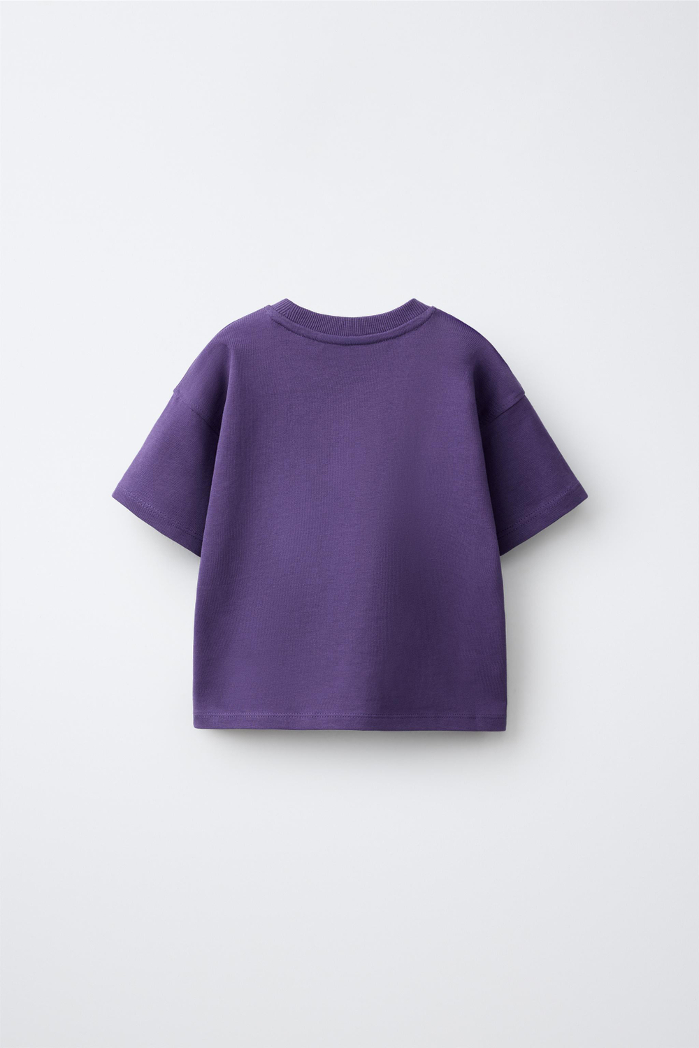 ZARA ФУТБОЛКА С ПРИНТОМ, ЛИЛОВЫЙ
