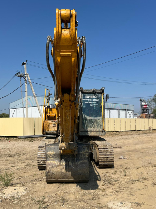 LGCE E6210 Экскаватор E6210HNLC (Дизельный, 6,1 л, 167 л.с., АТ)