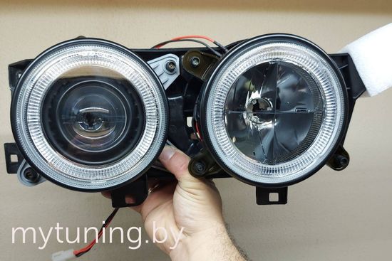 Передние фары ANGEL EYES BLACK для BMW 7 E32