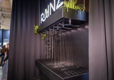 Как через оффлайн-шоу прокачать онлайн-продажи: иммерсивный кейс для сложного товара