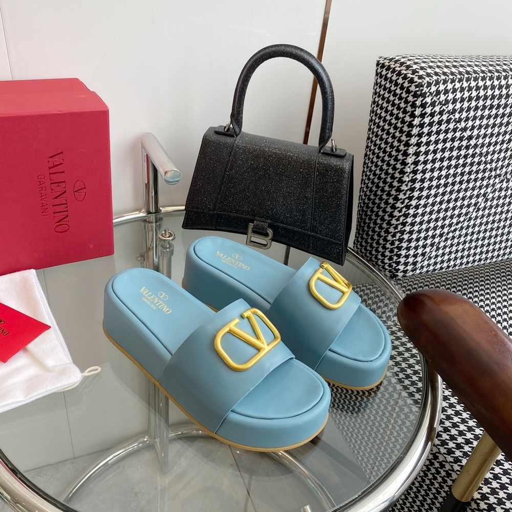 Valentino Vlogo Slide Sandal