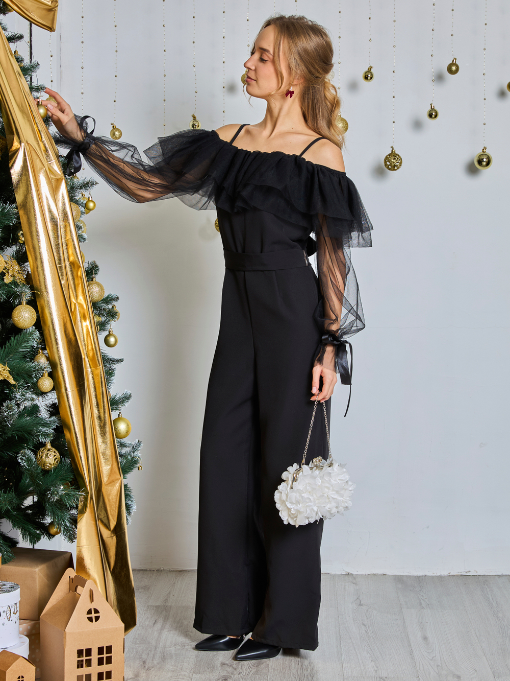 Комбинезон праздничный для девочки с фатином чёрный