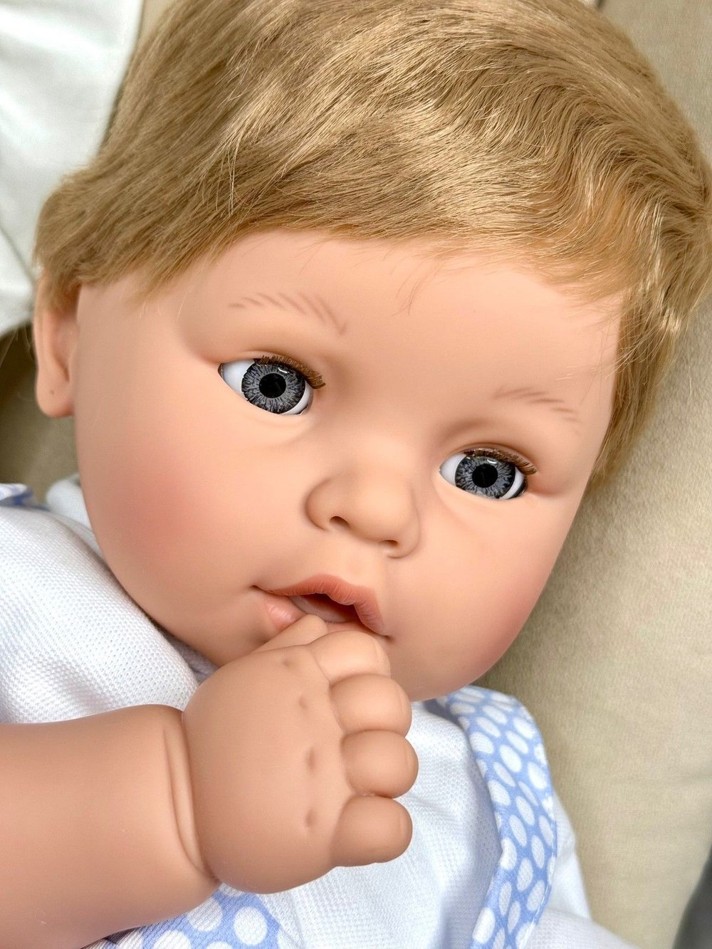 Кукла Berbesa мягконабивная 62см Dulzon (8050S)