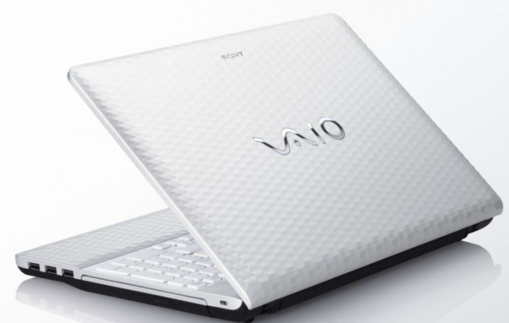 Ноутбук Sony Vaio VPCEH White