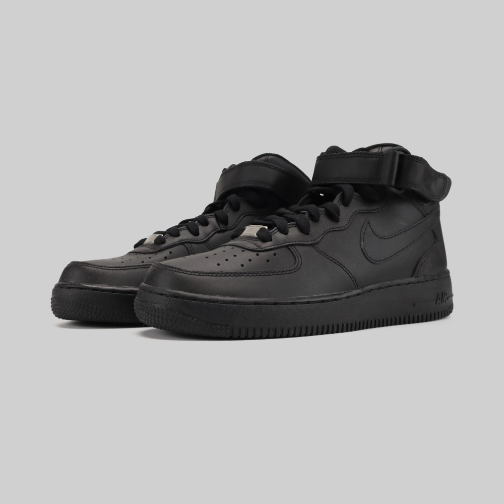 Кроссовки Nike Air Force 1 Mid '07 - купить в магазине Dice с бесплатной доставкой по России