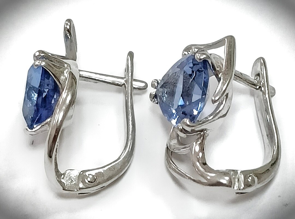 Ювелирные серьги Эстерелла