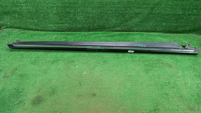 Накладка порога правая Mercedes ML GLE W166 (2011-2018)