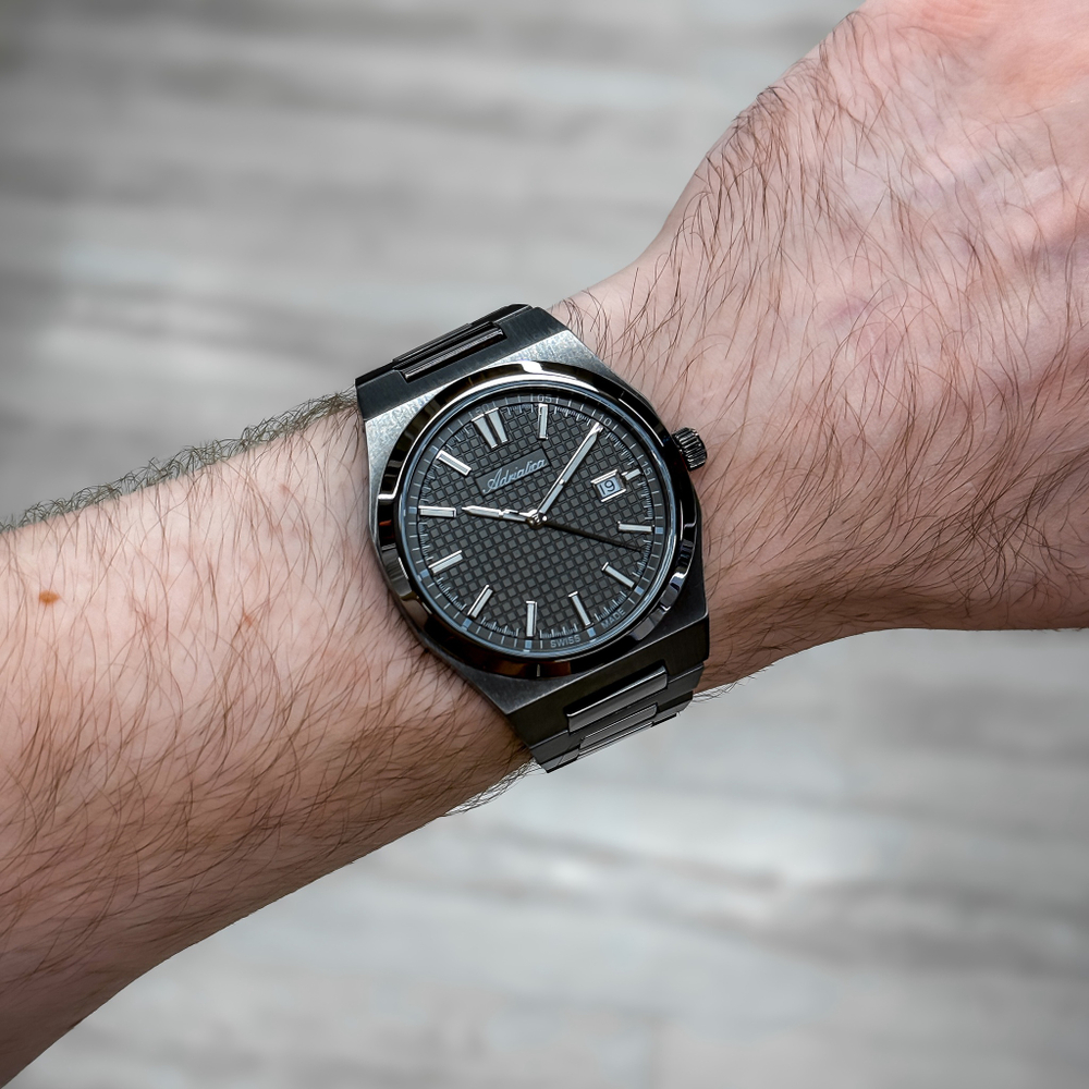 Наручные часы Adriatica A8326.S1R6Q