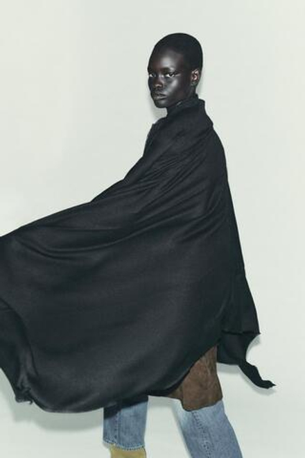 ZARA ОДНОТОННЫЙ МЯГКИЙ ПЛАТОК, ЧЕРНЫЙ