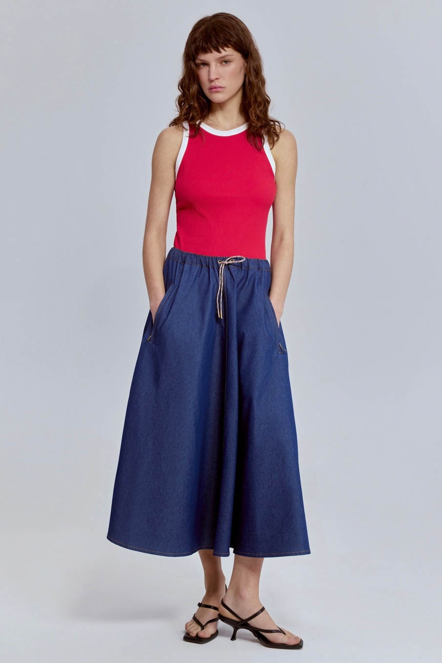 Топ из хлопковой рибаны с контрастной отделкой