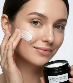 CUSKIN Niacin 10% Vitamin C Cream осветляющий крем с 10% ниацинамида и витамином С