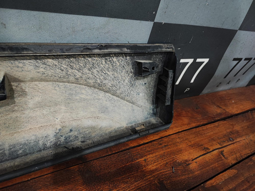 Накладка двери передней левой Volkswagen Taos 20-нв Б/У Оригинал 2GL854939