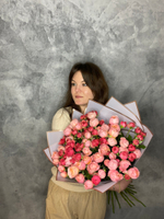 Кустовая роза Джульетта (Juliet) в букете 19шт /Цветы луны