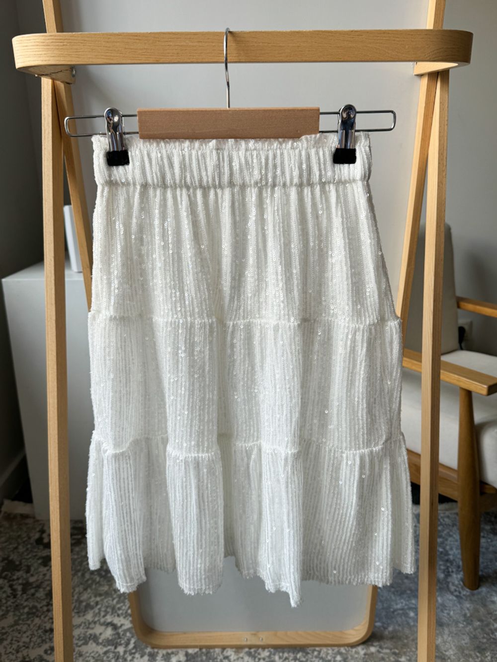 Новая юбка с пайетками Zara, 140