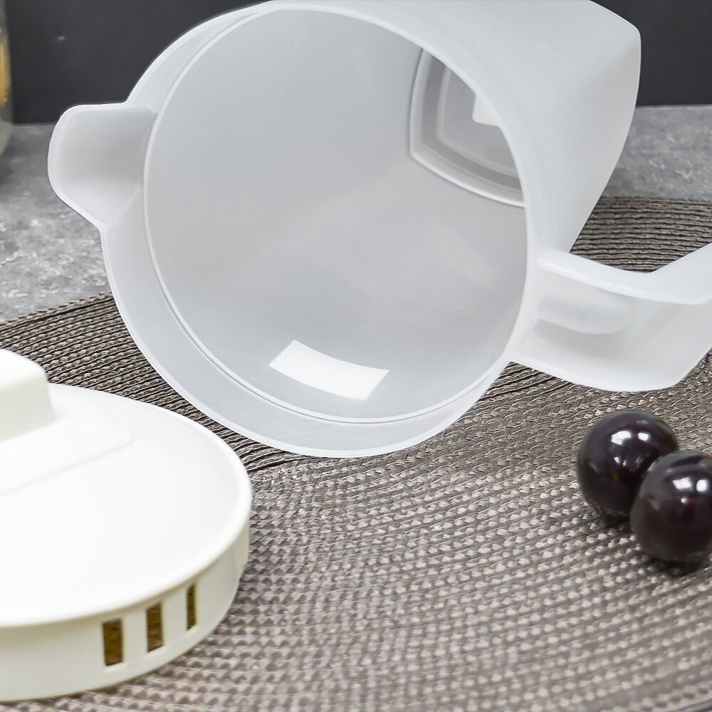 Кувшин 2л с крышкой, слоновая кость