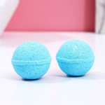 Набор из 2 бомбочек для ванны «Окунись в Новогоднюю сказку»