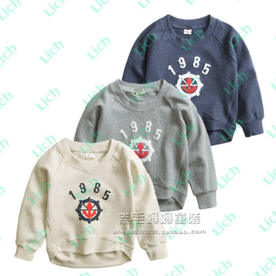 Толстовка с асимметричным подолом и принтом штурвала с якорем