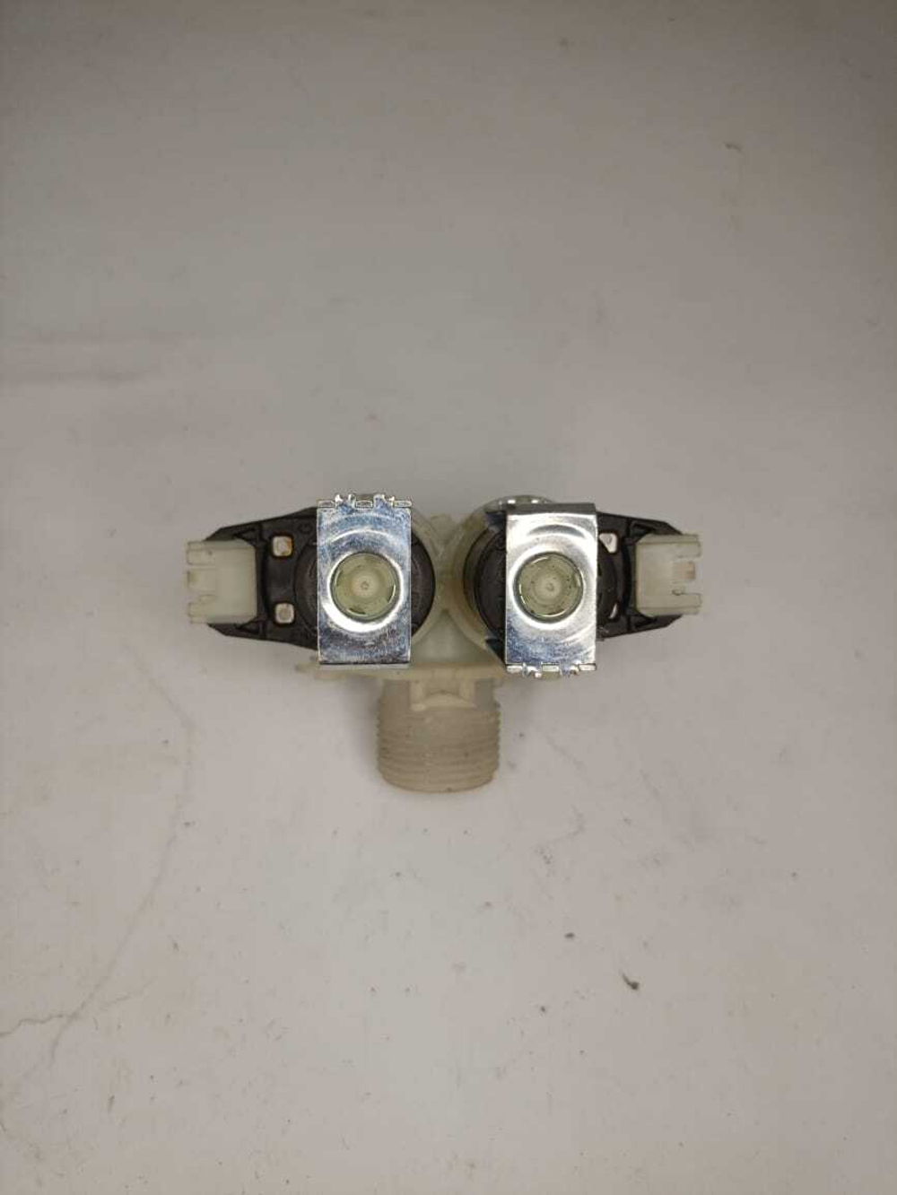 Клапан подачи воды для стиральных машин Ariston C00116159 б/у