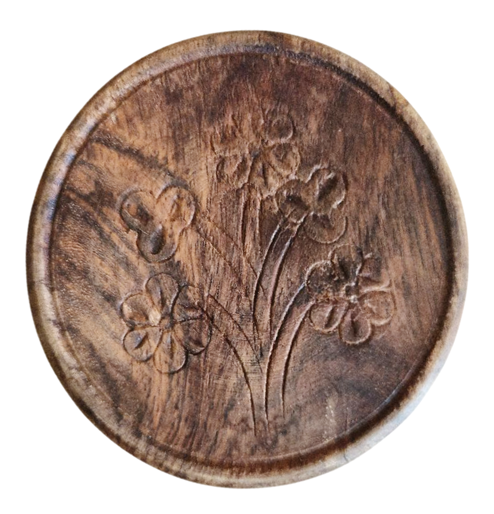 Декоративные деревянные подставки под кружки