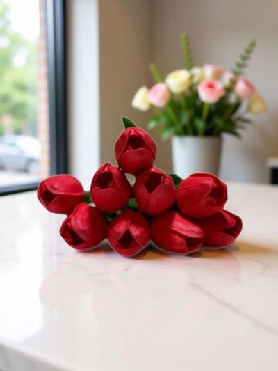 Тюльпаны Красные