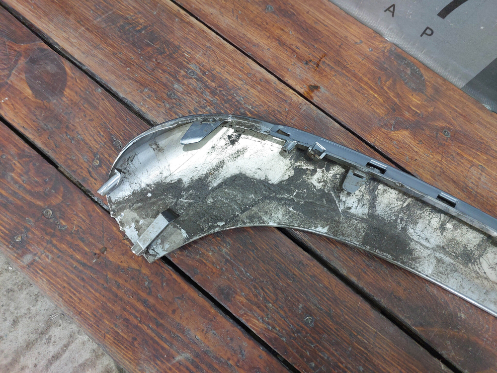 Накладка Молдинг заднего бампера Hyundai Staria (US4) 21-нв Б/У Оригинал 86671CG600