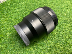 Sony FE 85mm 1.8