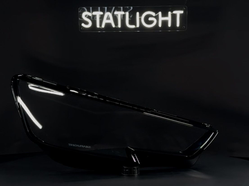 Правое стекло фары AUDI A4 B9 2015-2020