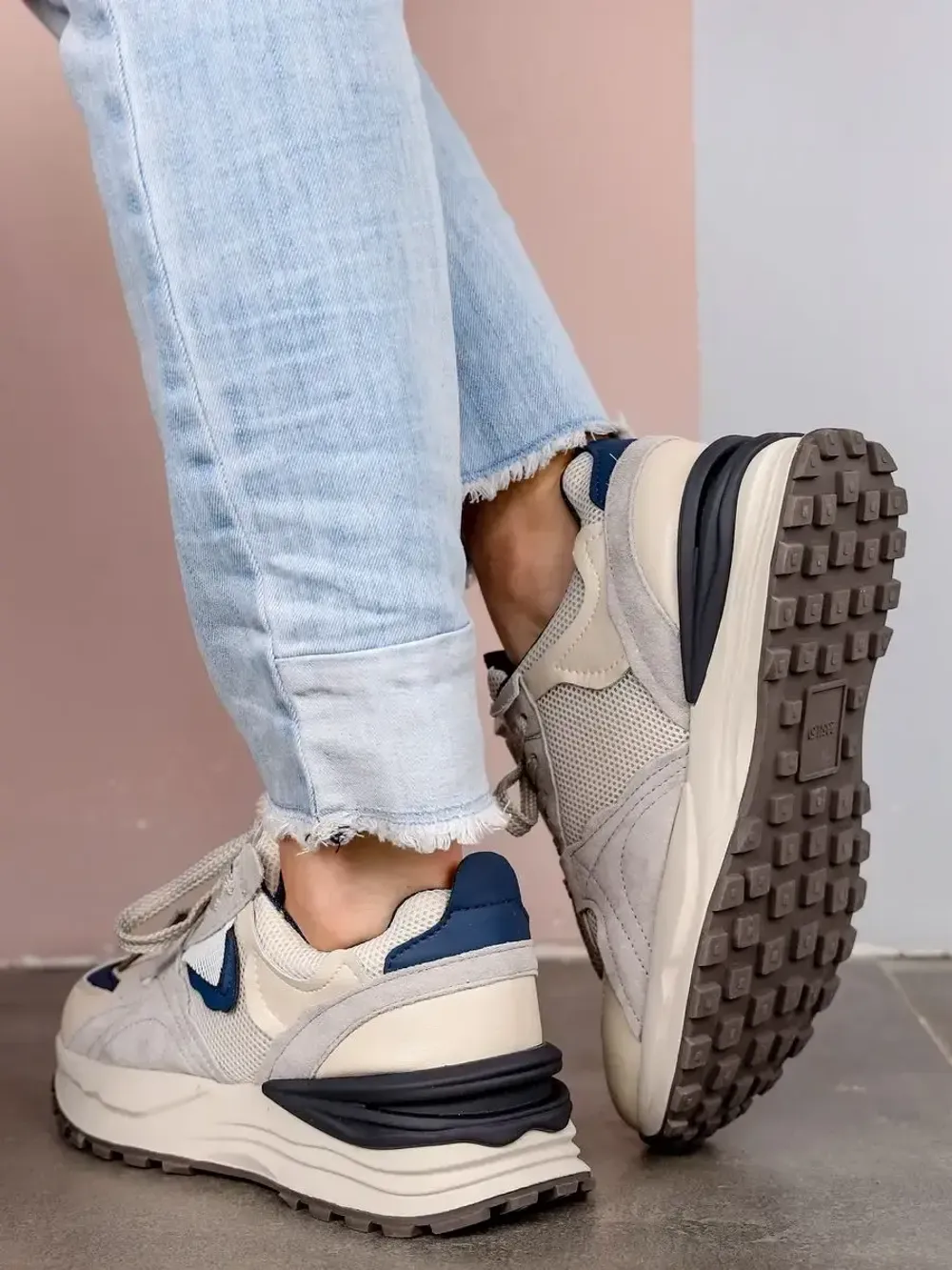 Кроссовки женские натуральная кожа