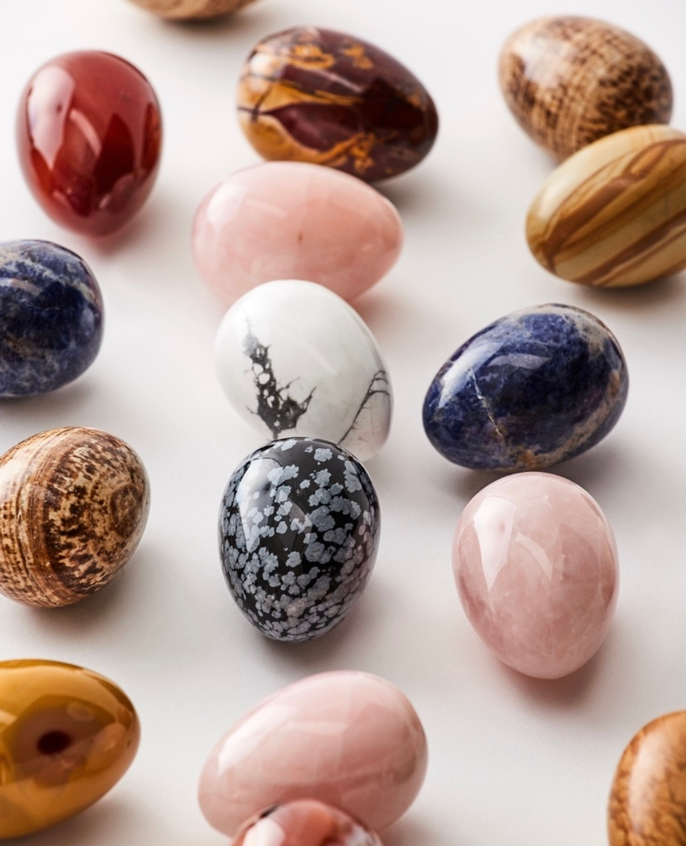 Набор яиц из натуральных камней L
