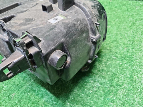 Фара правая BMW X7 G07 (2022-н.в.) LED