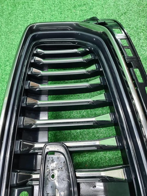 Решетка радиатора Geely Monjaro (2021-н.в.)