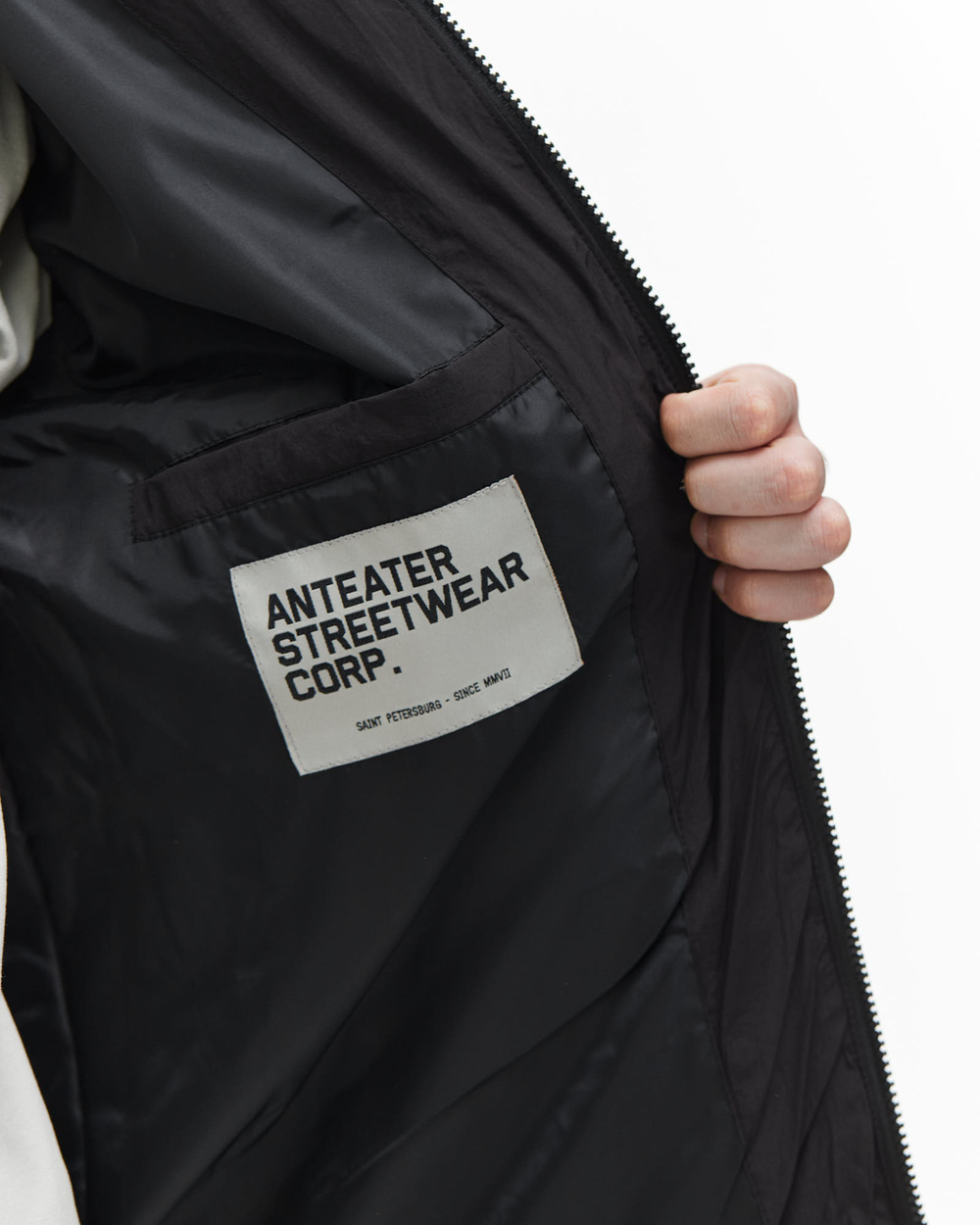 Пуховик ANTEATER Downjacket-HoodedCrispy-Black
