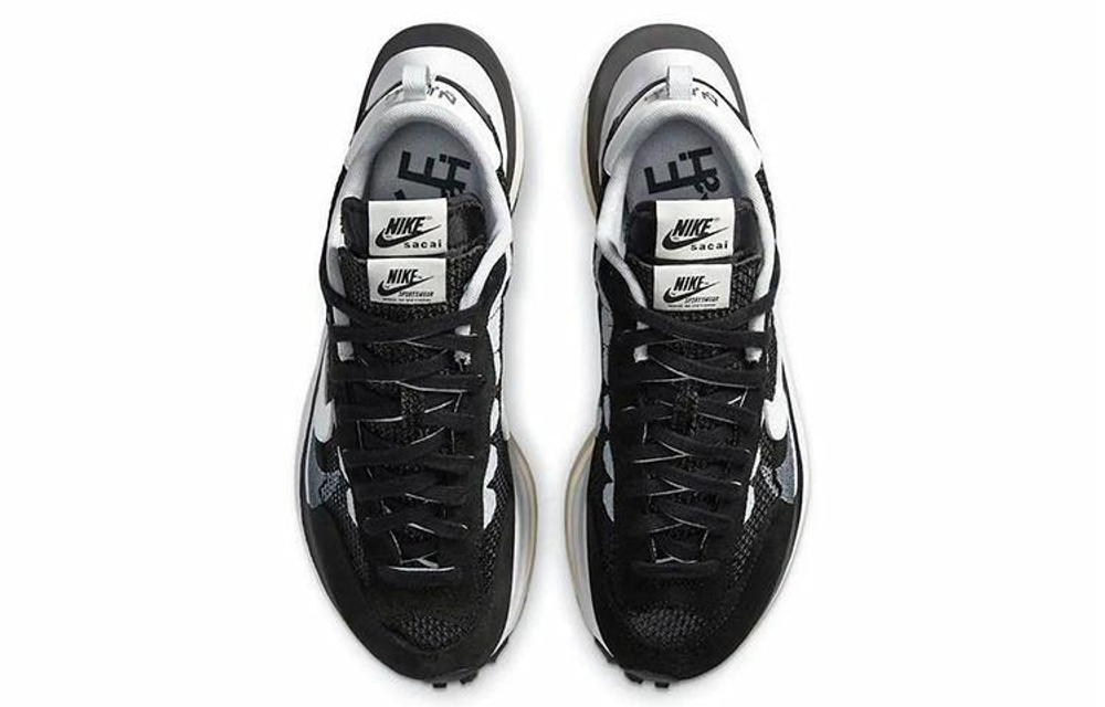 Кроссовки Sacai X Nike Vaporwaffle Black And White