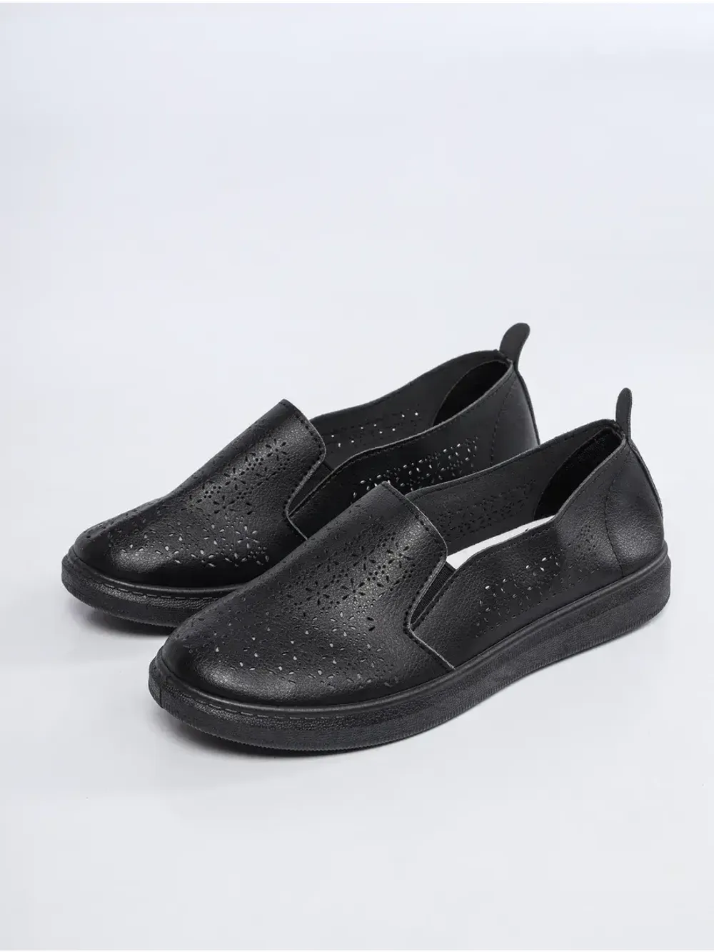 Мокасины летние с перфорацией