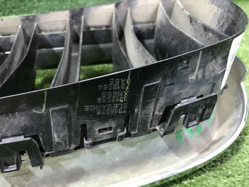 Решетка радиатора правая BMW X5 F15 X6 F16 (2013-2018)