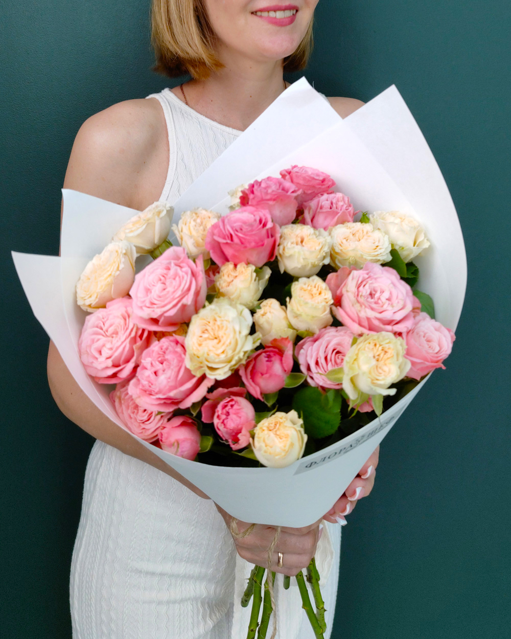 Роза кустовая пионовидная розовая и кремовая,7 веток(00287)