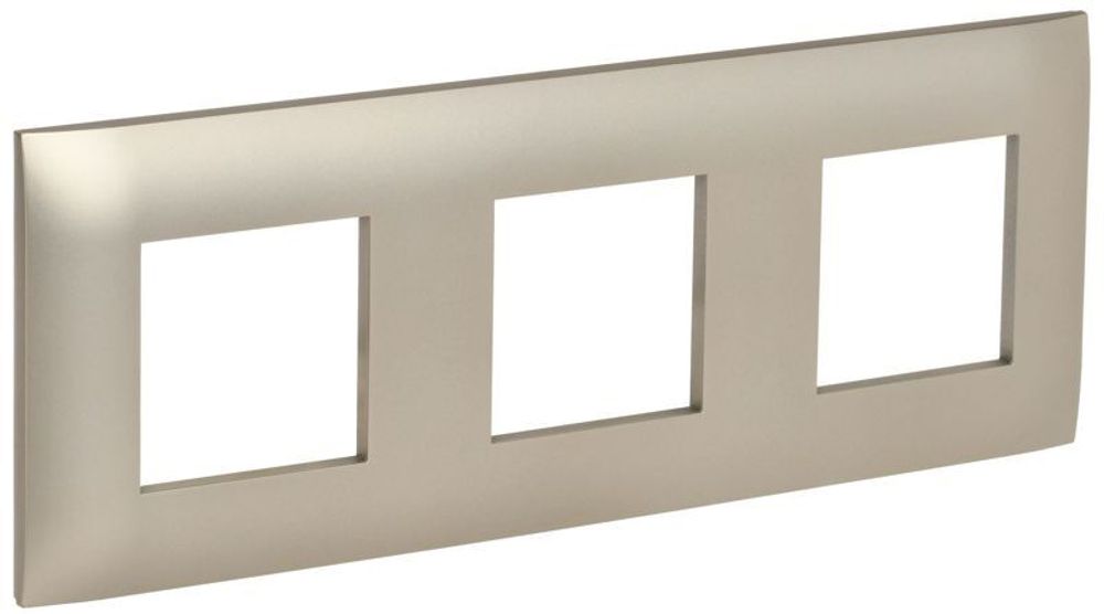 Рамка 3-м SKANDY SK-F03Sh шампань IEK SK-M32-K37 Рамка 3-м SKANDY SK-F03Sh шампань IEK SK-M32-K37