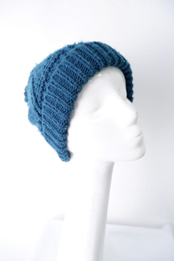 Шапка с помпоном