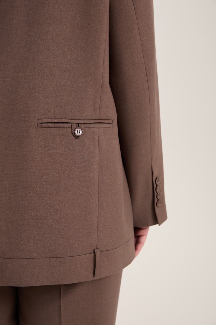 Жакет двубортный с имитацией пояса, мокко