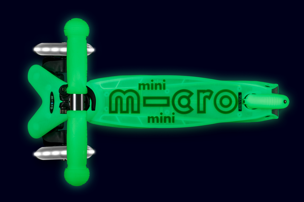 Детские трехколесные самокаты Micro Glow для безопасных прогулок в темноте Детские трехколесные самокаты Micro Glow для безопасных прогулок в темноте